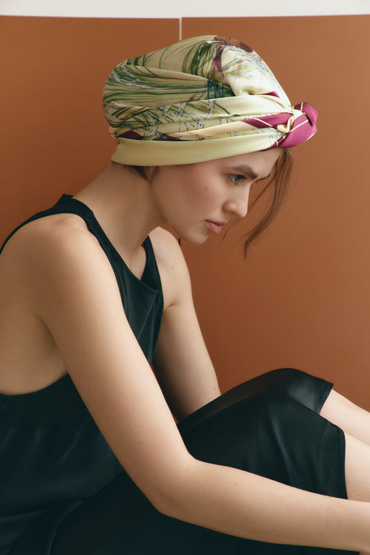 Silk scarf "Silence of the heart" 44x44